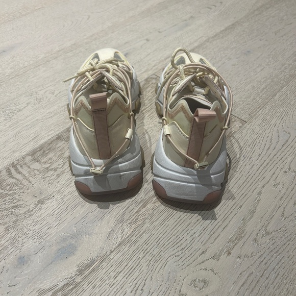 Ash running shoes - Picture 2 of 4